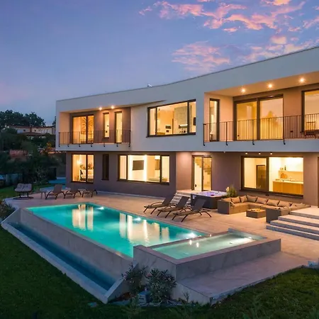 Lumi Porec