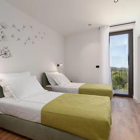 Lumi Holiday home *