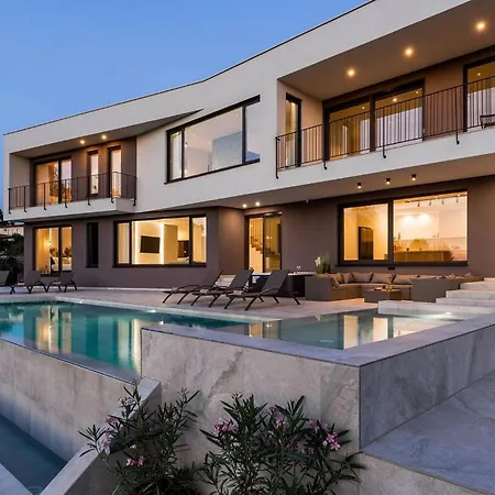 Holiday home Lumi Porec